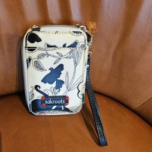 EUC sakroots zip around phone case/wristlet clutch
